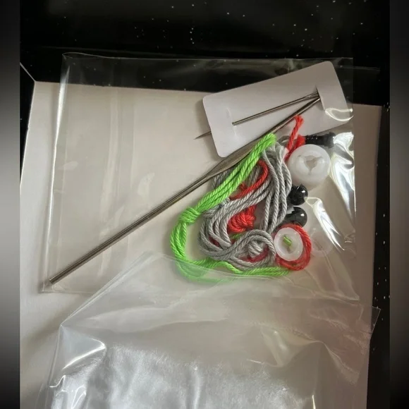 Star Wars Crochet Finger Puppets Skywalker Darth Vader Complete Crochet Kit - Picture 8 of 10